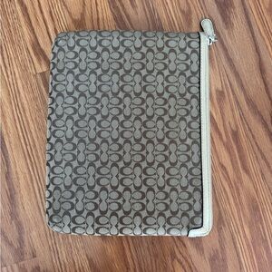 Coach iPad Signature Pattern Zip Pouch
